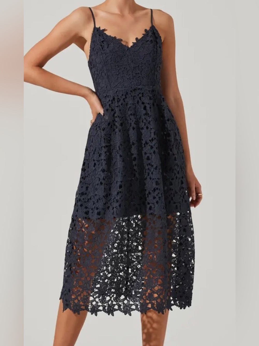 Astr the Label Navy Lace  Midi V-Neck Dress